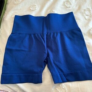 SET ACTIVE SHORTS